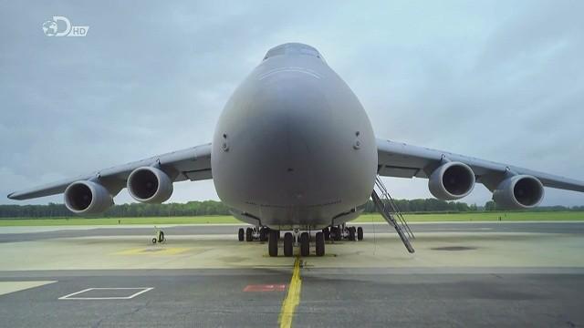 Super Galaxy Plane
