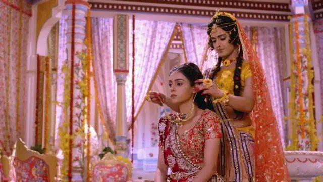 Gopadevi Advises Radha