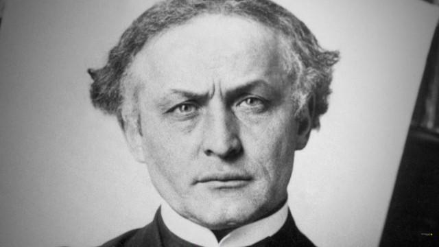 Harry Houdini