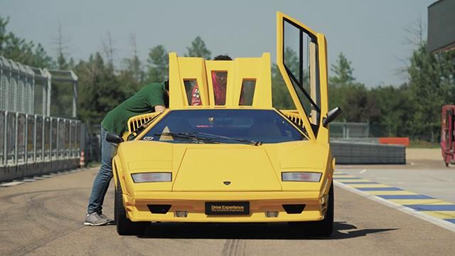 Lamborghini Countach replica V6 Turbo - Parte 2