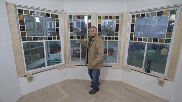 The Seaside Victorian Cottage: Narragansett Windows