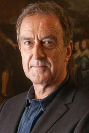 Picture of Angus Deayton