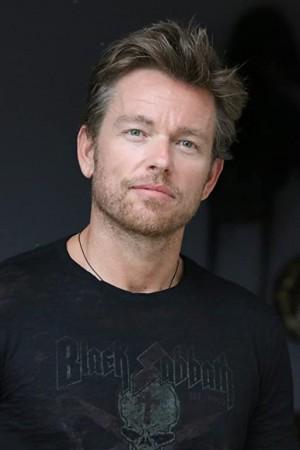 Picture of Jonathan Scarfe