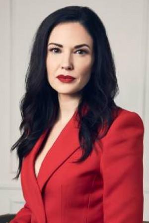 Picture of Laura Mennell