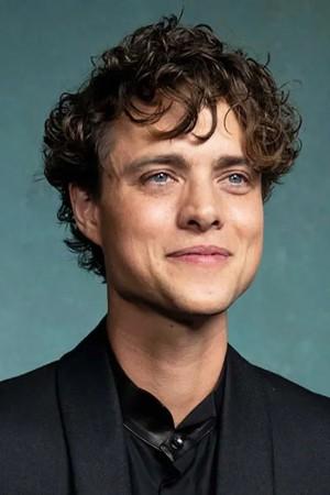 Picture of Douglas Smith