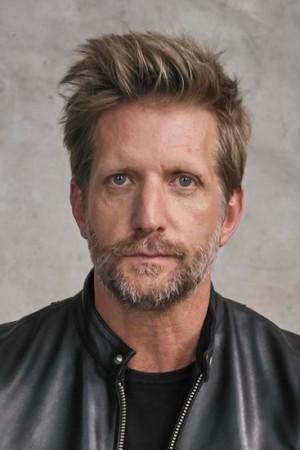 Picture of Paul Sparks