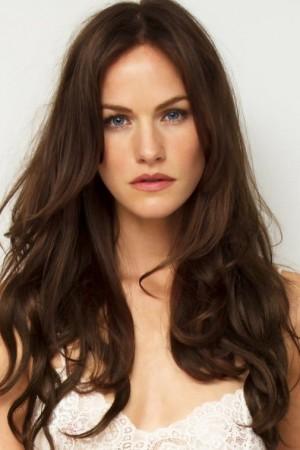Picture of Kelly Overton