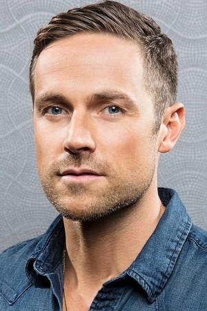 Picture of Dylan Bruce