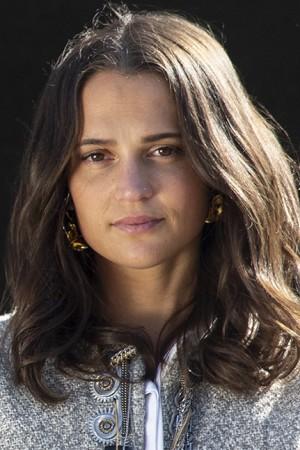 Picture of Alicia Vikander