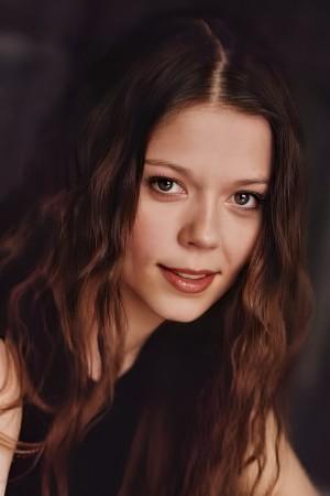 Picture of Melyssa Ade