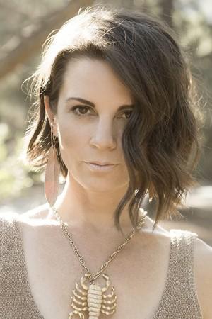 Picture of Leah Cairns