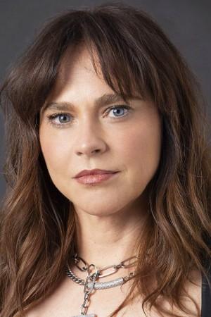 Picture of Fiona Dourif