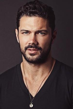 Picture of Ryan Paevey