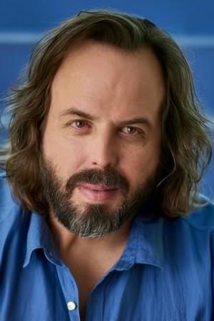 Picture of Angus Sampson