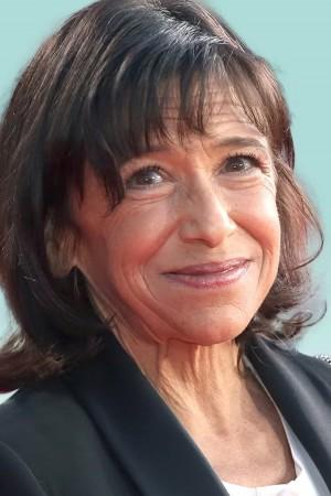Picture of Kathryn Hunter