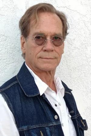 Picture of Dennis Hayden