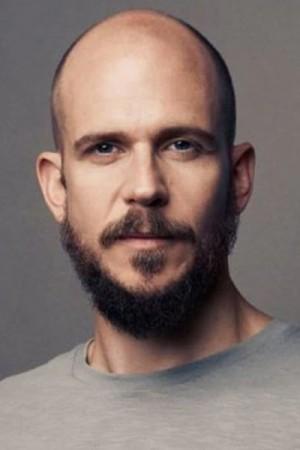 Picture of Gustaf Skarsgård