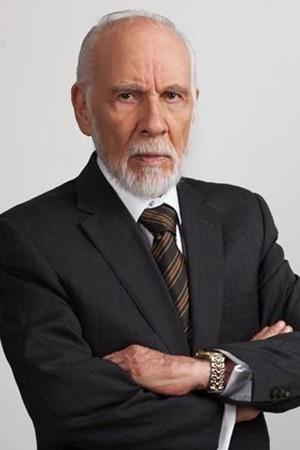 Picture of Aarón Hernán