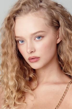 Picture of Amiah Miller