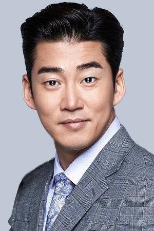 Picture of Yoon Kye-sang