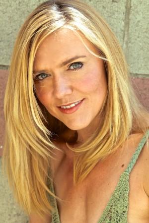 Picture of Dominique Swain