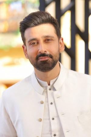 Picture of Sami Khan