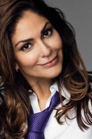 Picture of Farah White