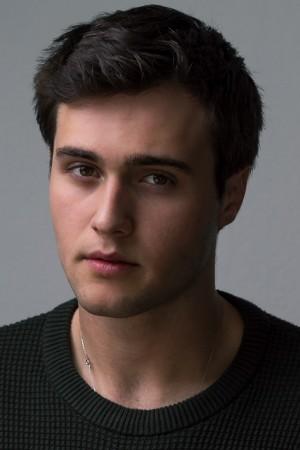 Picture of Cameron Moulène
