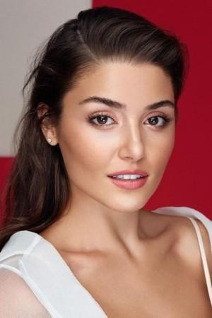 Picture of Hande Erçel