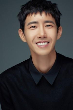 Picture of Hwang Kwang-hee