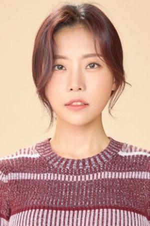 Picture of Seo Ye-hwa