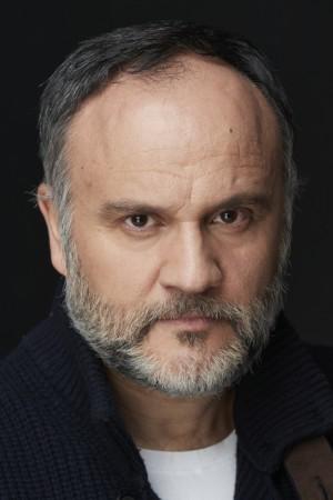 Picture of Carlos Cañas