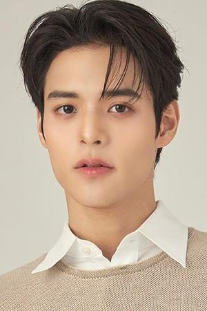 Picture of Poon Mitpakdee