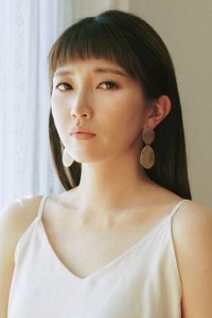 Picture of Kim Yoon-joo