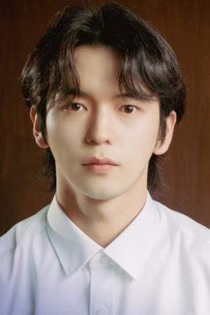 Picture of Kang Seung-ho