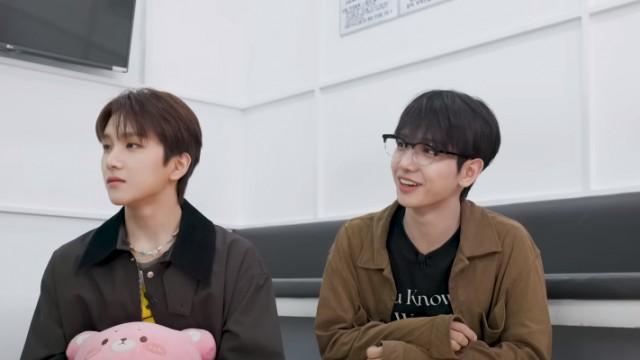 EP.22 | Woonhak Was Scolded for Being Feminine 100 Days After His Debut