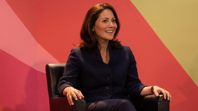 Nigel Havers, Mishal Husain, Vanessa Kingori