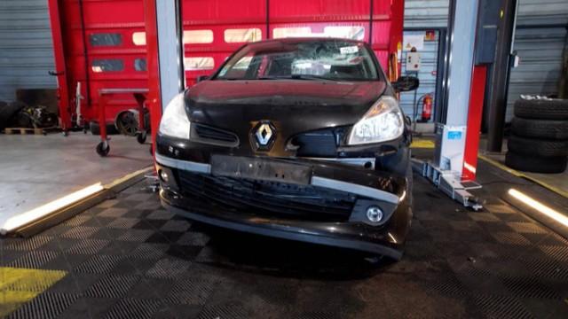 Renault Clio 3, Jour 1