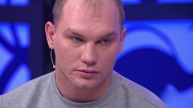 Удар локтем