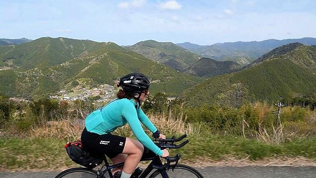 Kii Mountains - Climbing Uphill with a Smile