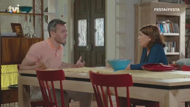 Ana Carolina carrega segredo que a atormenta