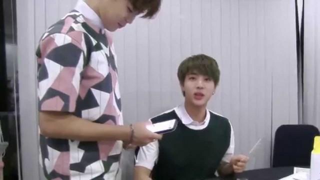 150604 밥 먹는 김석진 - BTS (방탄소년단) 