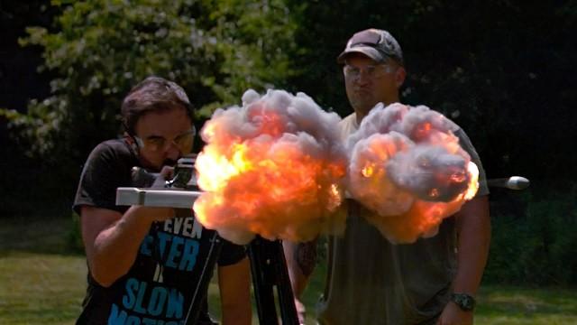 The FATTEST muzzle flash - 100,000 FPS