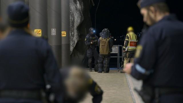 Fire in the railway tunnel