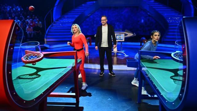 Evelyn Burdecki vs. Sarah Engels