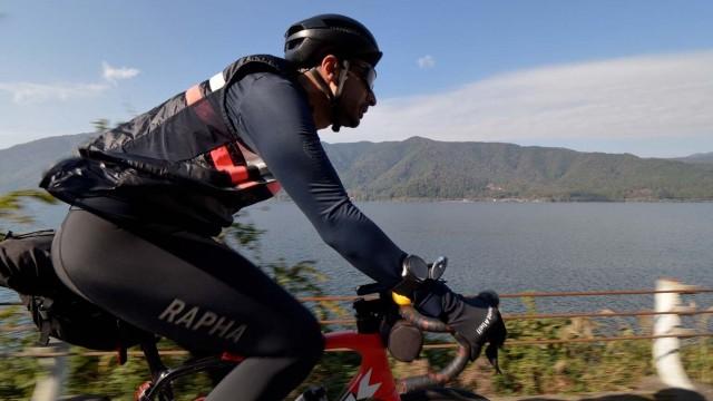 Shiga - From Lake to Mountains