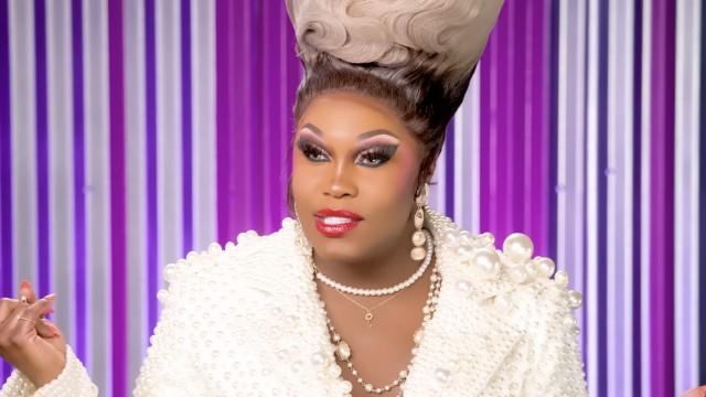 Monét X Change & Asia O’Hara Ball Out! (S17E06)