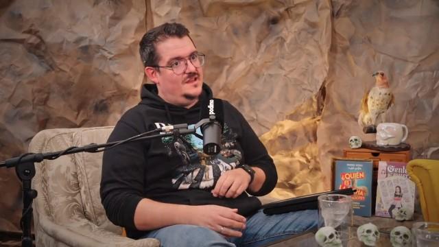 Sir Leonard Woolley con Pedro Pérez (elcubildepeter) y Sara Escudero