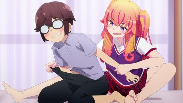 Thus, Makina Does a Naughty Workout