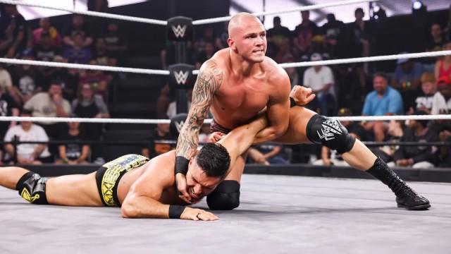 NXT 852